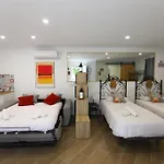 El Encanto De Curro&Lola